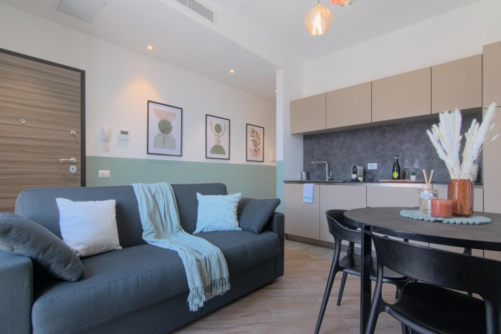 Ca Del Lasco - Modern Apartments In Classic Villa Bellano Luaran gambar