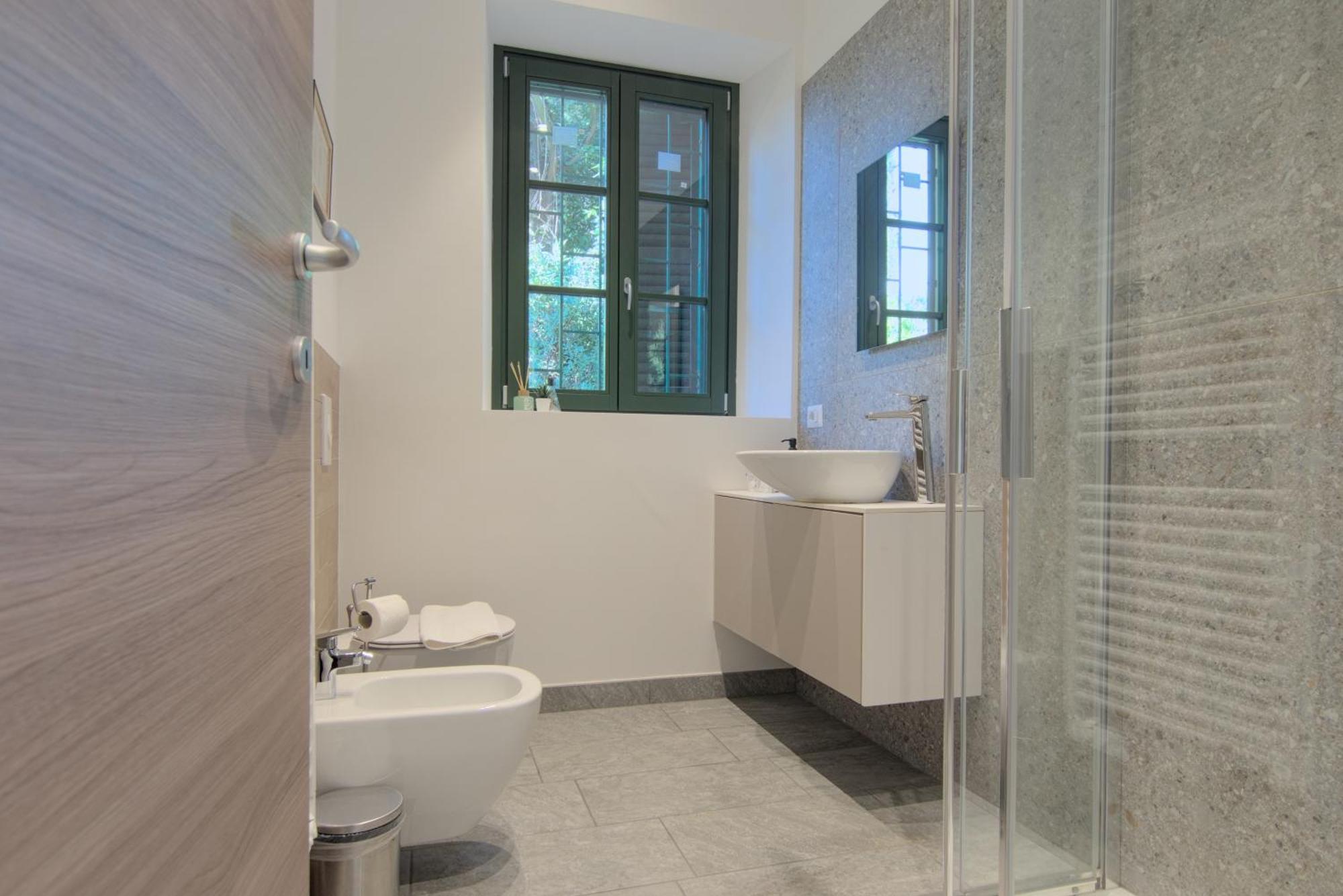 Ca Del Lasco - Modern Apartments In Classic Villa Bellano Luaran gambar